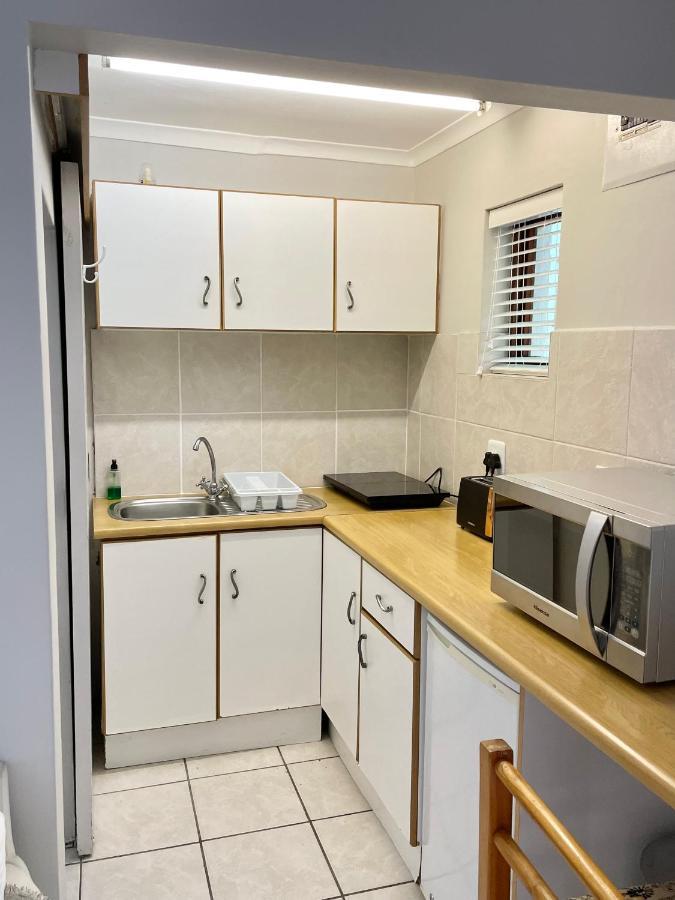Aberdour Guesthouse Port Elizabeth Exterior photo